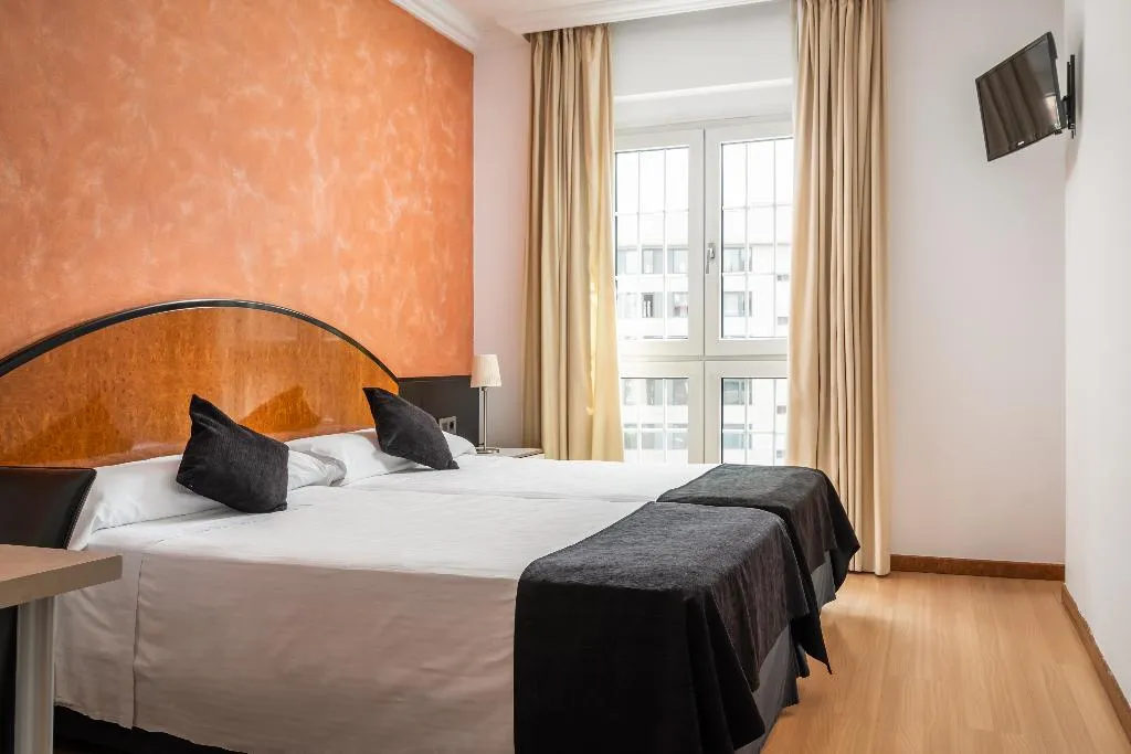 DOUBLE STANDARD Room, Abbot, Barcelona