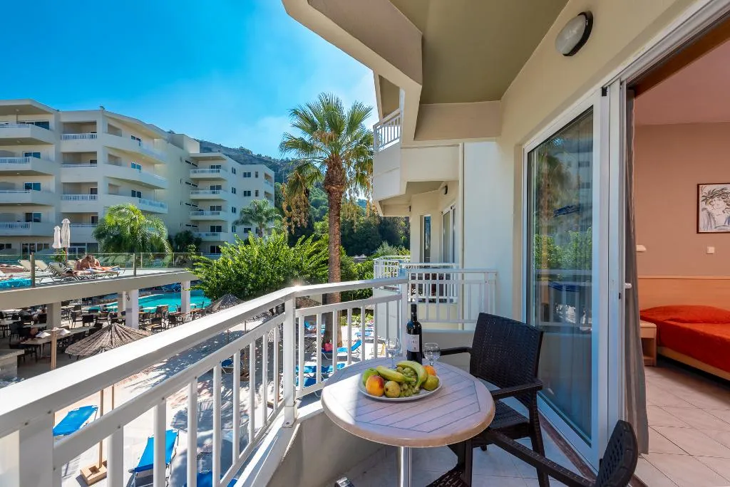 APARTMENT GARDEN VIEW Room, Poseidonia, Rhodes