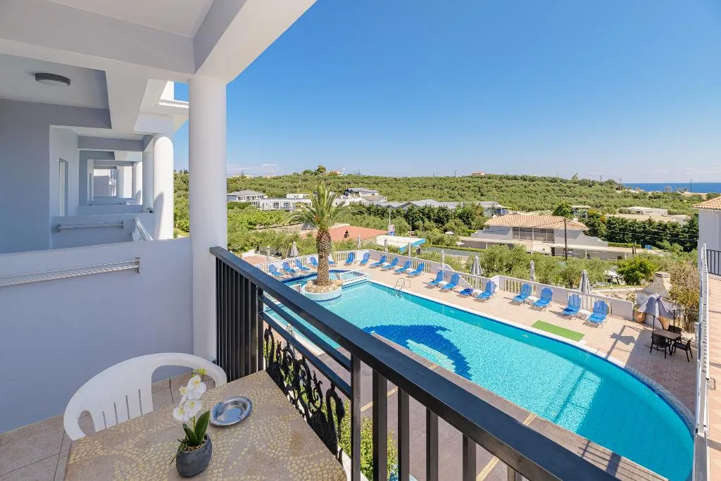 TRIPLE STANDARD Room, Christina Apartments, Zante