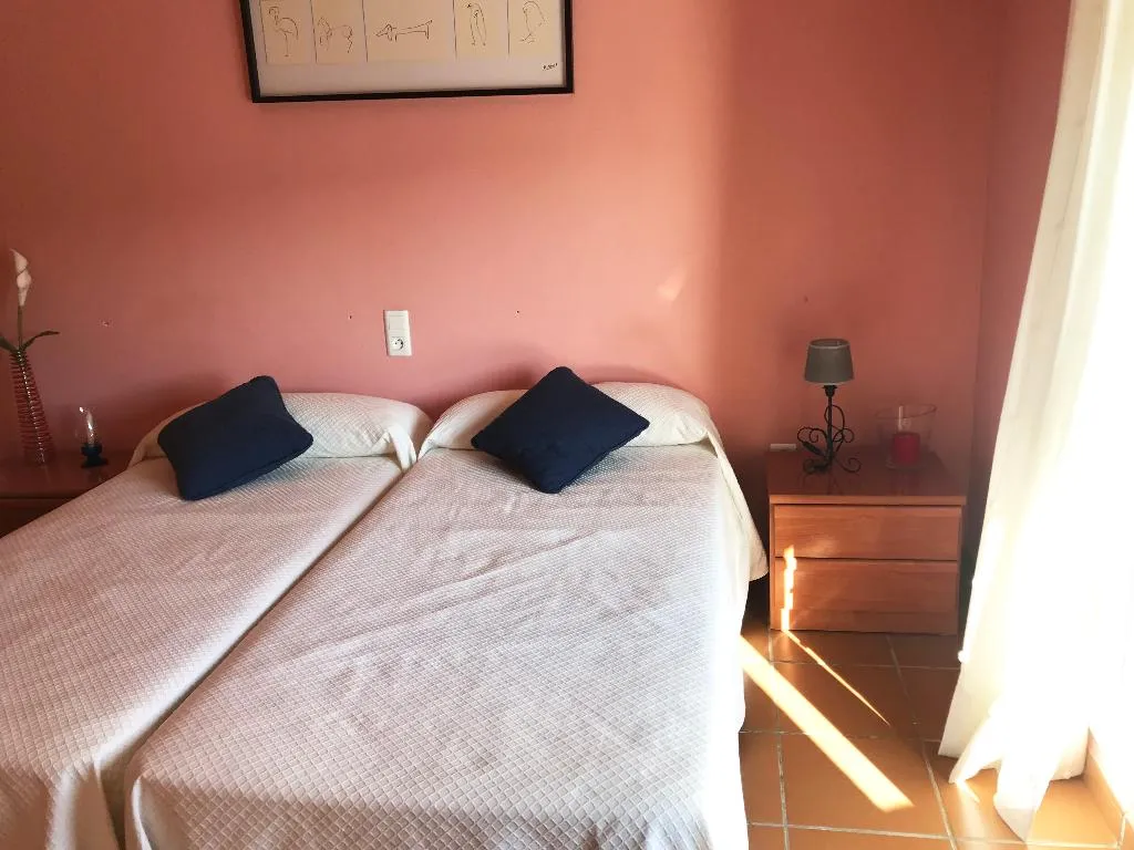 APARTMENT CAPACITY 6 THREE BEDROOM Room, Apartamentos Canet de Berenguer 3000, Valencia
