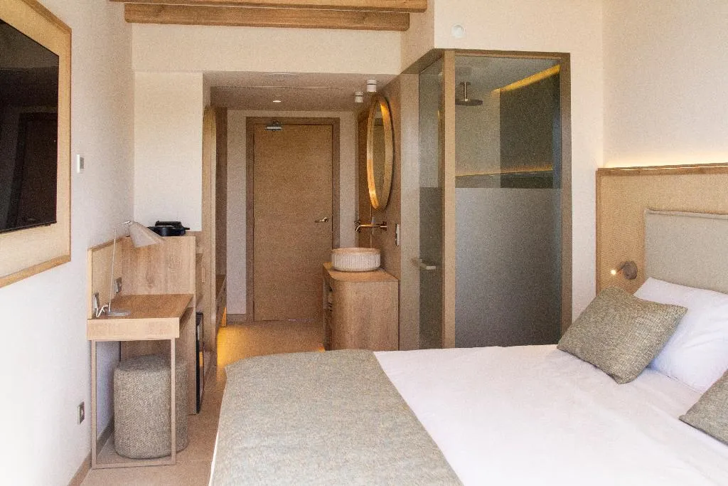 Double or Twin SIDE SEA VIEW Room, Iberostar Selection Es Trenc (, Majorca