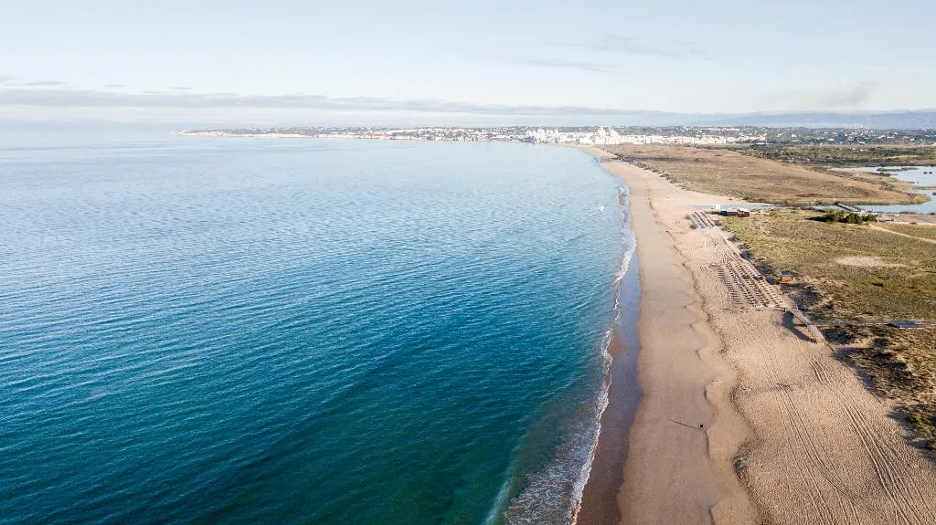 Beach, Wine & Books by the sea - Algarve Resort, Algarve