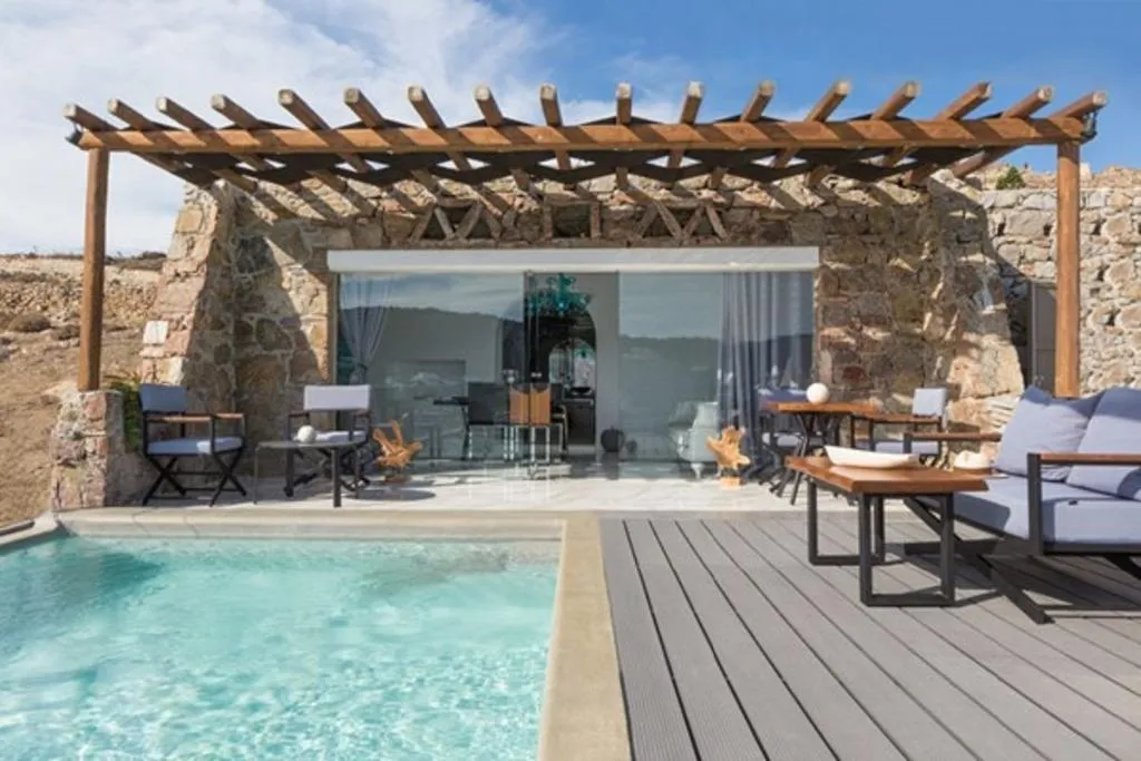 VILLA WITH PRIVATE POOL Room, Kivotos Mykonos, Mykonos