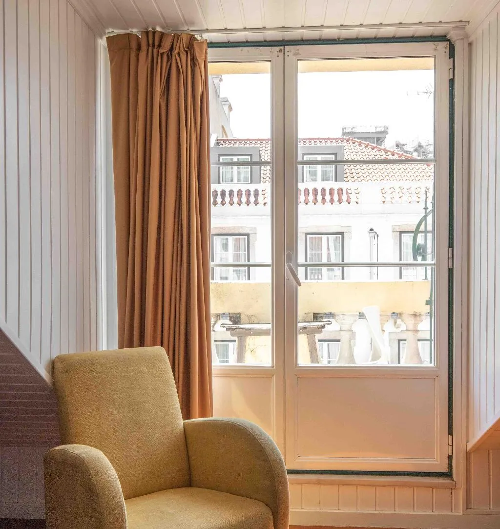APARTMENT ONE BEDROOM Room, Residencial Alcobia, Lisbon