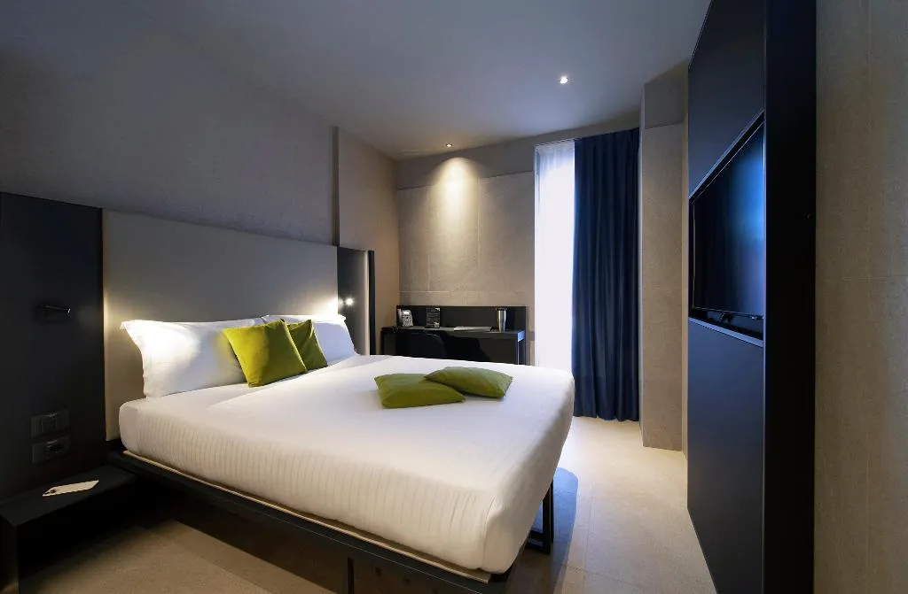 DOUBLE STANDARD Room, Scarlatti Hotel Milano, Milan