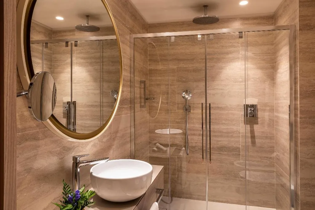 Room, Rosa Grand Milano - Starhotels Collezione, Milan