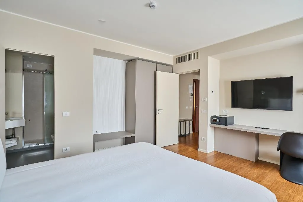APARTMENT DELUXE ONE BEDROOM Room, Ariosto Living, Milan