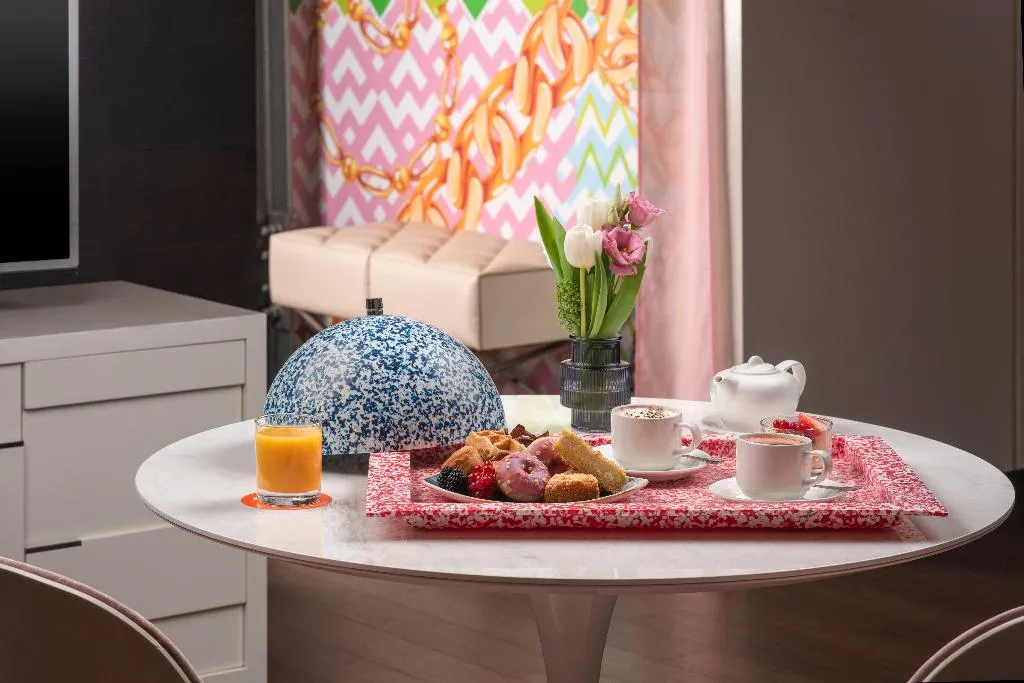 JUNIOR SUITE STANDARD Room, nhow Milano, Milan