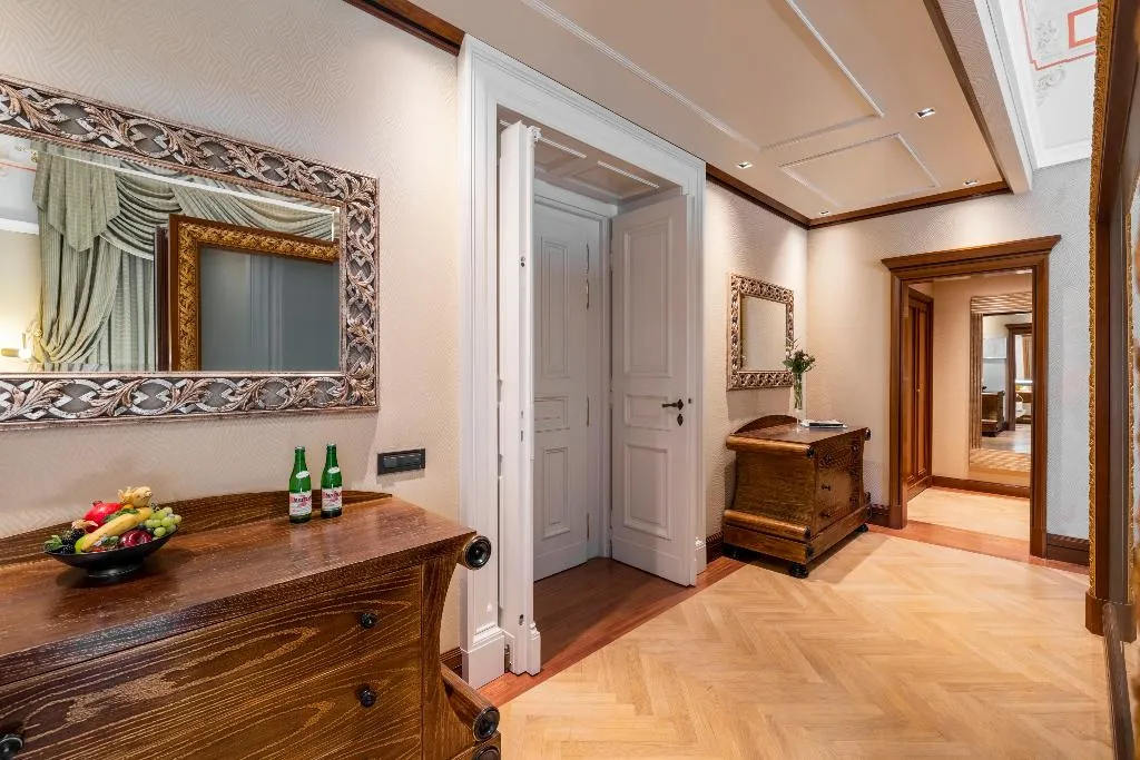 JUNIOR SUITE STANDARD Room, NH Collection Prague Carlo IV, Prague
