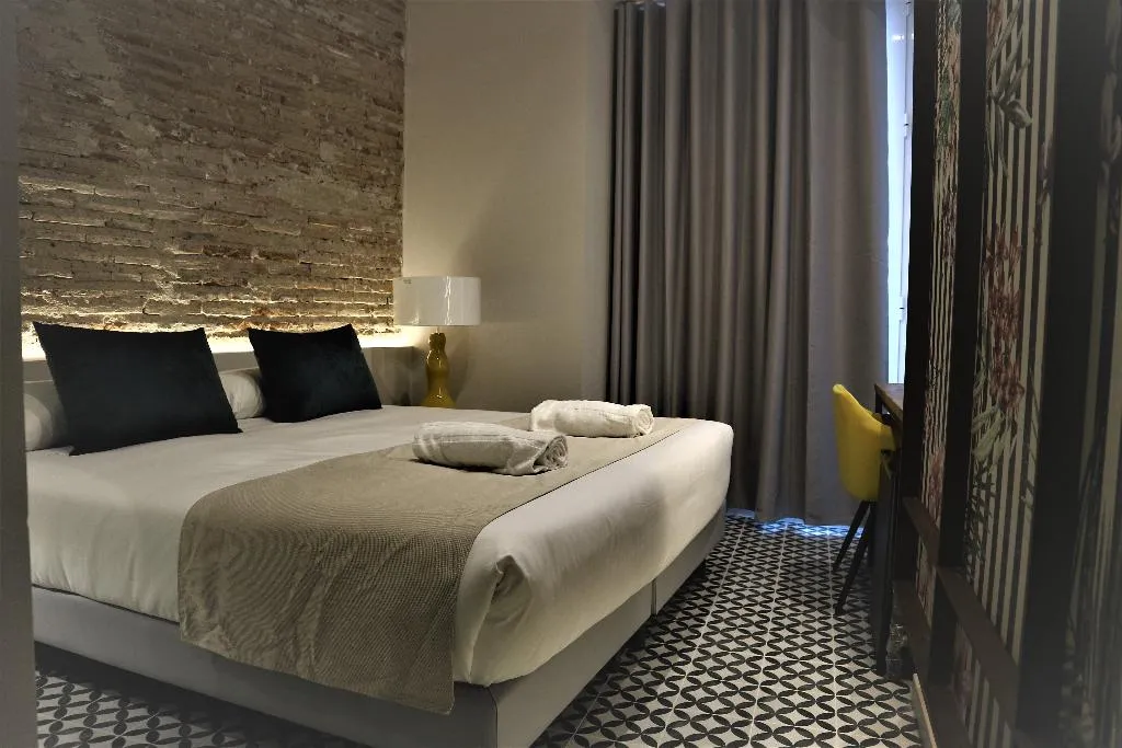 Double or Twin STANDARD Room, You&Co. Quart Boutique, Valencia