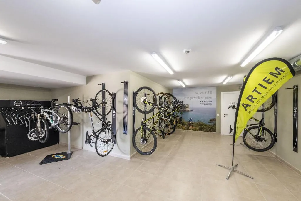 Sports and Entertainment, ARTIEM Audax, Menorca