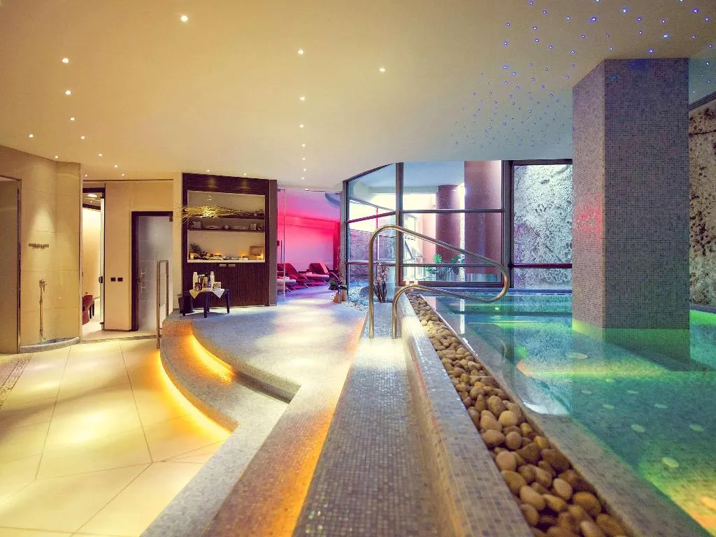 Sports and Entertainment, Mercure Siracusa Prometeo, Catania