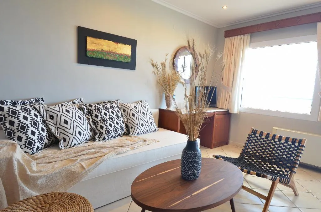 JUNIOR SUITE STANDARD Room, Evilion, Thessaloniki