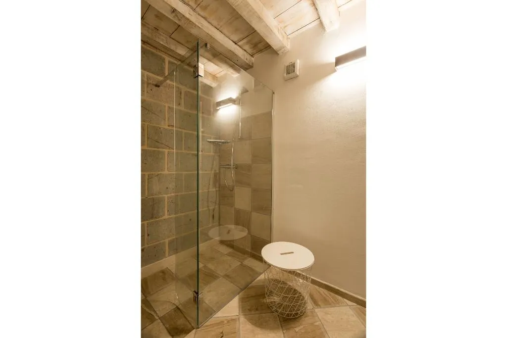SUITE DELUXE WITH TERRACE Room, La Petite Maison, Alghero