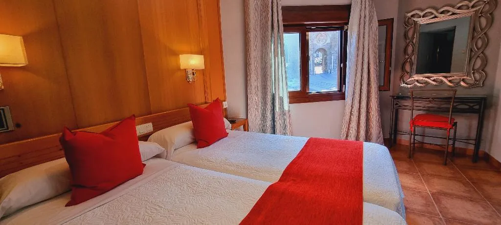 DOUBLE WITH VIEWS Room, Hotel Real de Toledo, Madrid