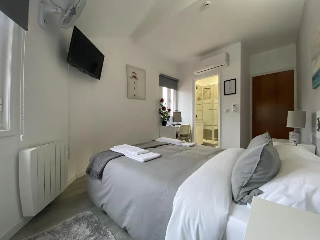 Room, Residencial Triunfo, Porto
