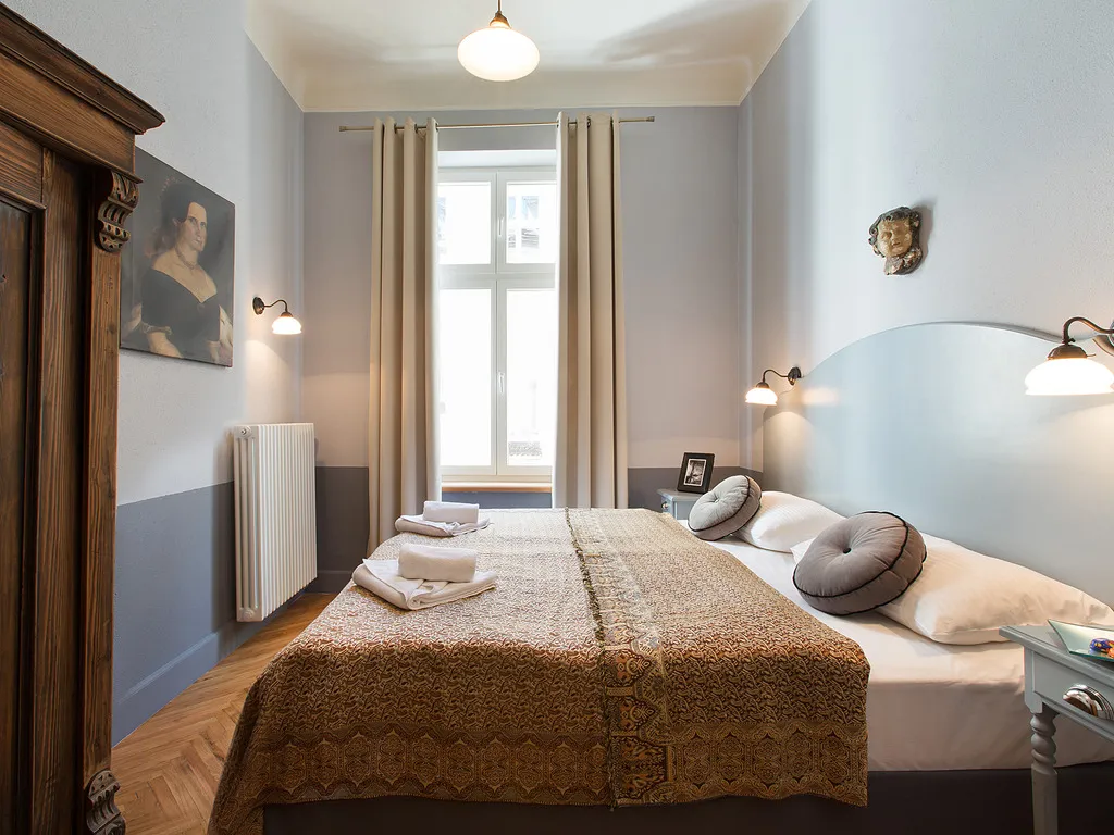 APARTMENT CAPACITY 4 ONE BEDROOM Room, Antique Apartments Plac Szczepanski, Krakow