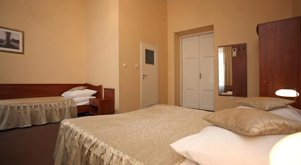 TRIPLE STANDARD Room, Fortuna Hotel, Krakow