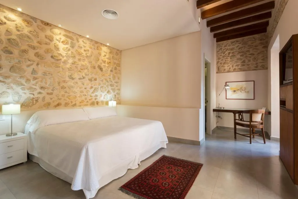 Double or Twin STANDARD Room, Ca n Beia, Majorca