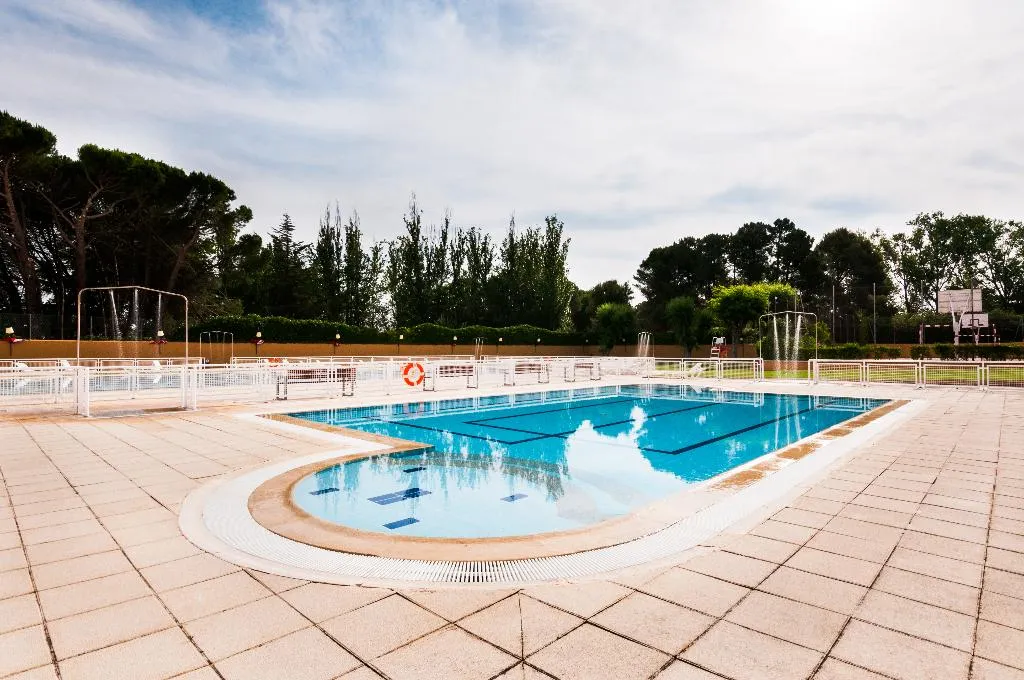 Sports and Entertainment, Camping Regio, Madrid