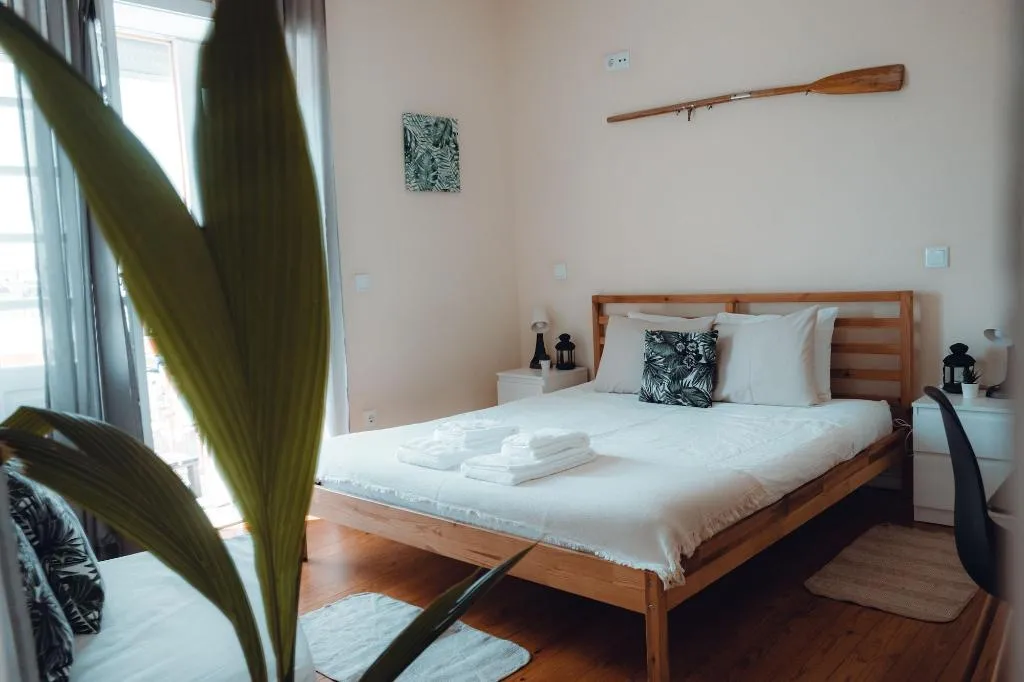 Room, The Beach Corner Guesthouse, Porto