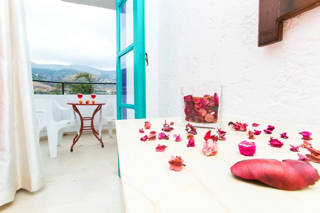 STUDIO CAPACITY 2 Room, Litsa Studios, Crete
