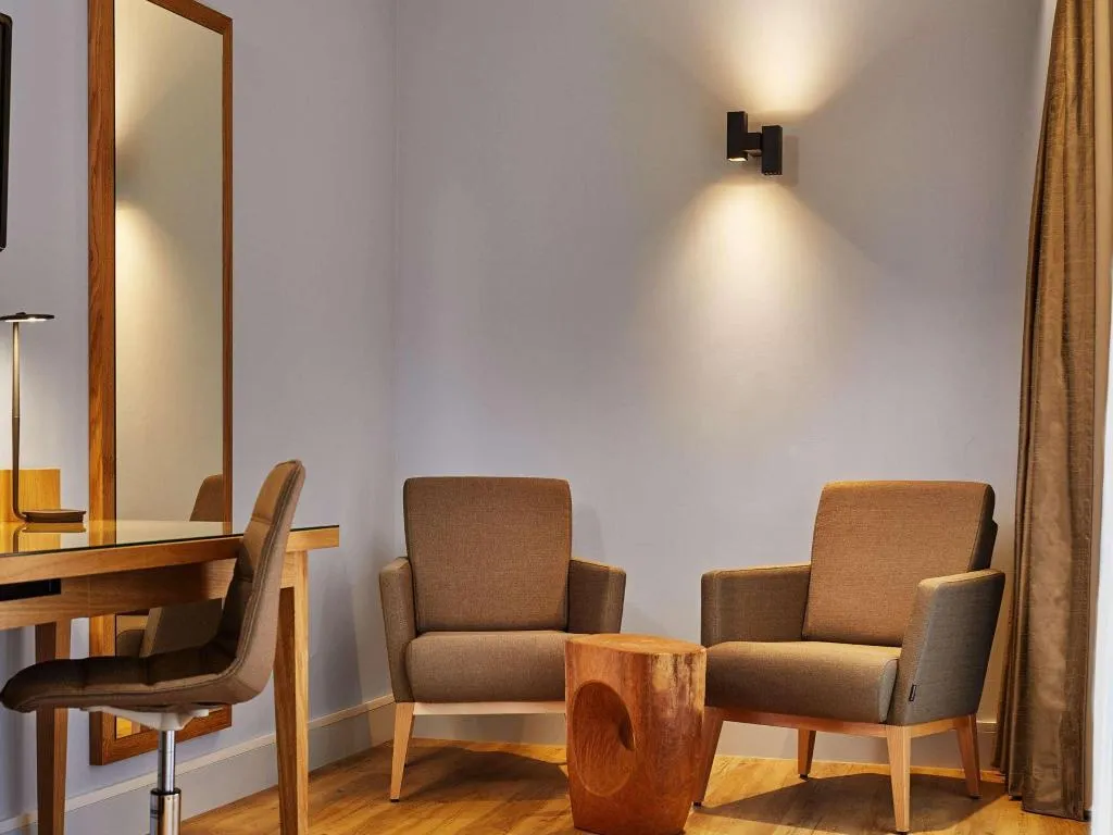 JUNIOR SUITE WITH BALCONY Room, Swissotel Amsterdam, Amsterdam