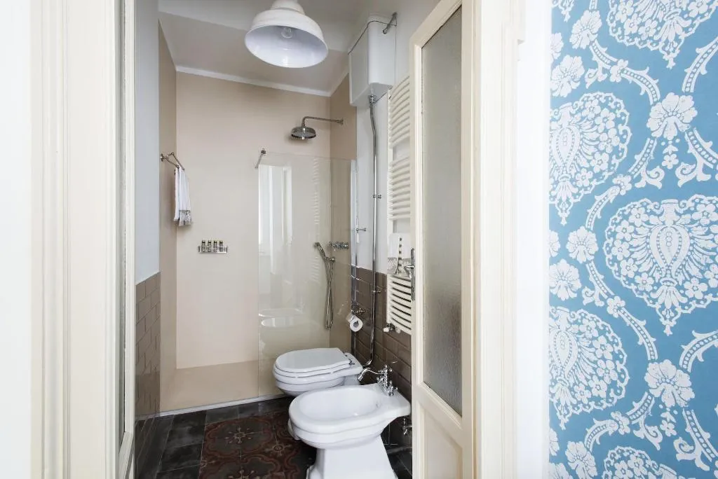 Room, B&B di Porta Tosa, Milan