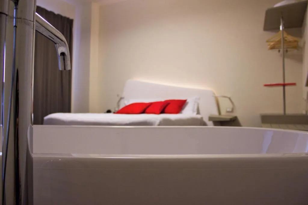 STUDIO QUEEN SIZE BED Room, Hotel President Palermo, Palermo