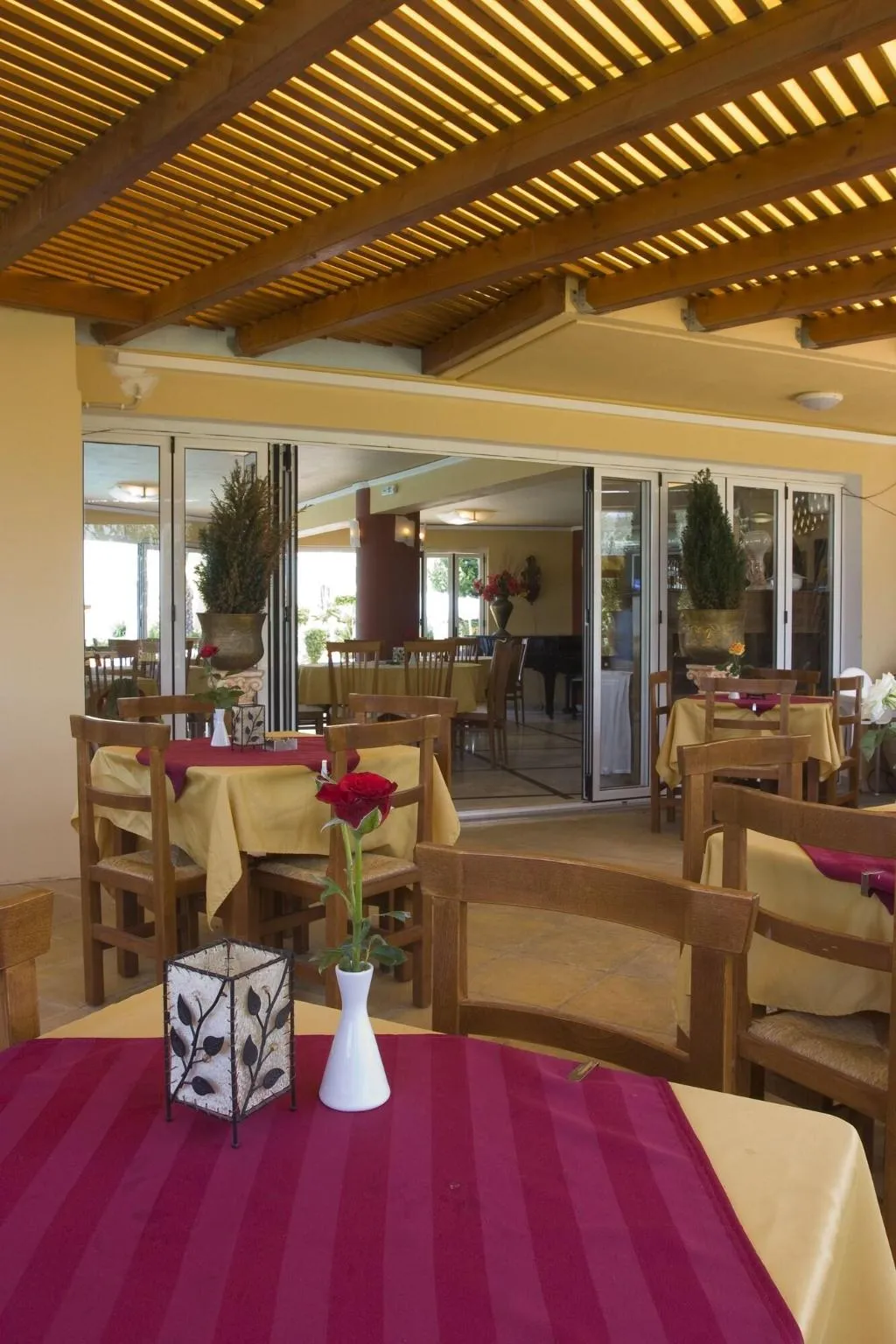 Restaurant, Futura, Crete