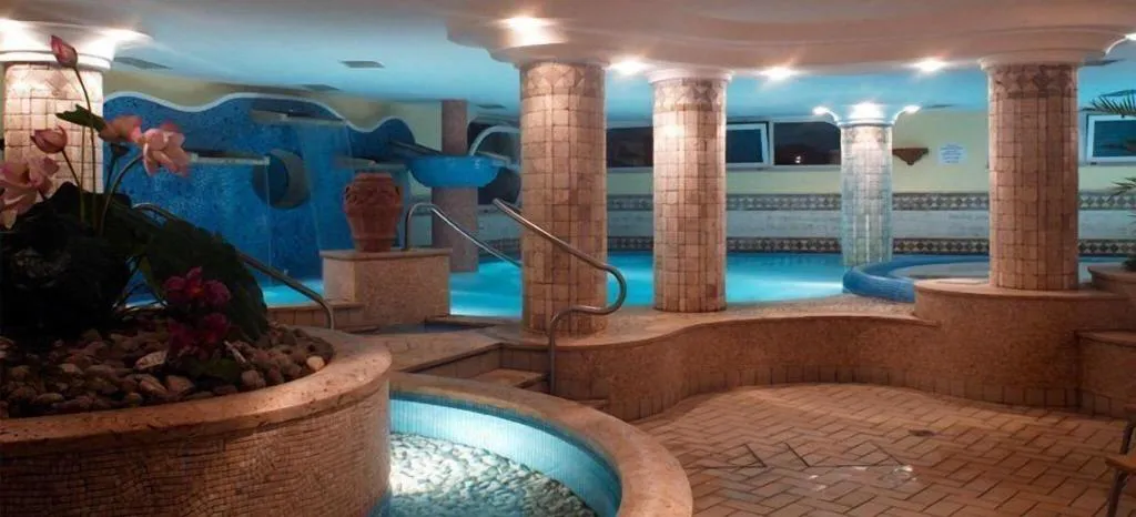 Pool, Hotel Tritone Resort & Spa, Naples