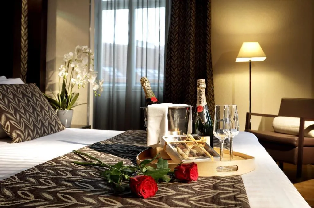 DOUBLE SINGLE USE DELUXE Room, Eurostars Thalia, Prague