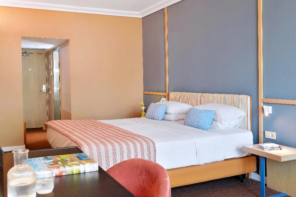 JUNIOR SUITE STANDARD Room, Airotel Alexandros, Athens