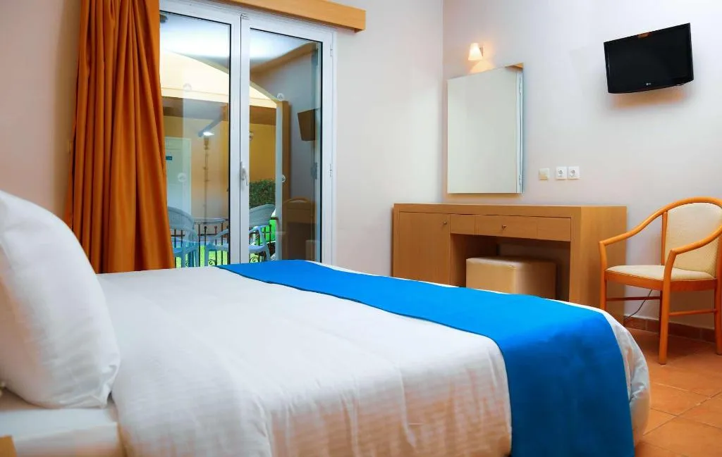 Room, White Olive Marine Aquapark, Kos