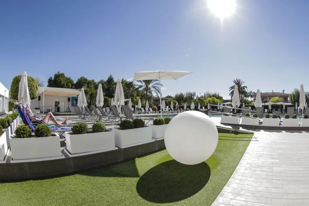 Terrace, BQ Delfin Azul, Majorca