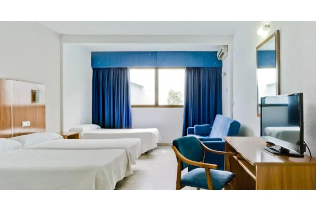 QUADRUPLE STANDARD Room, Bristol, Costa Blanca
