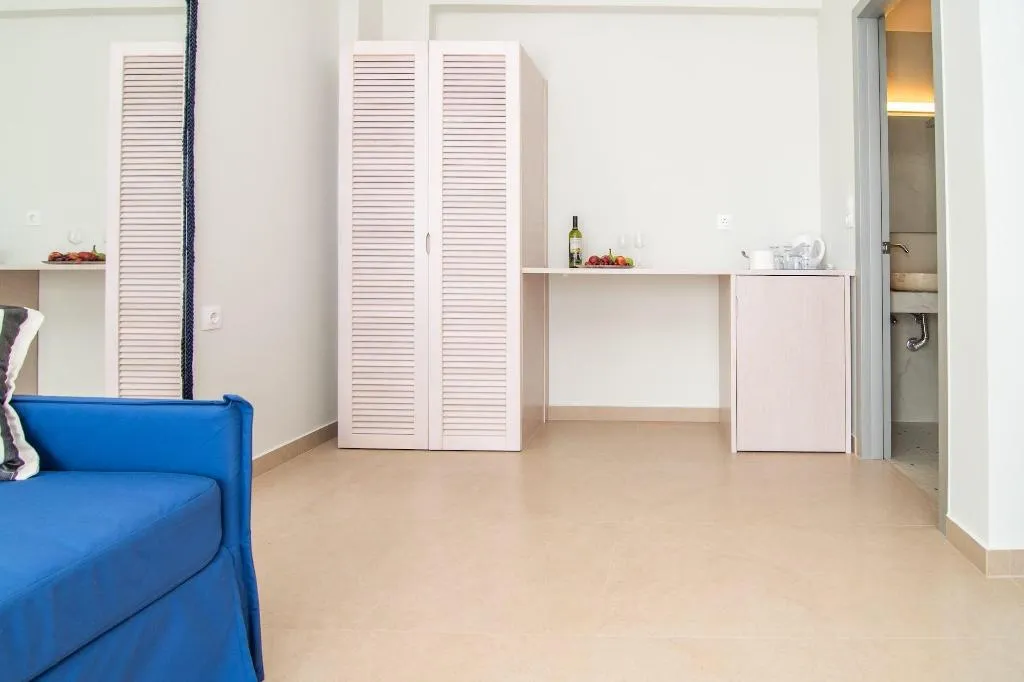 Room, Blue Horizon, Crete