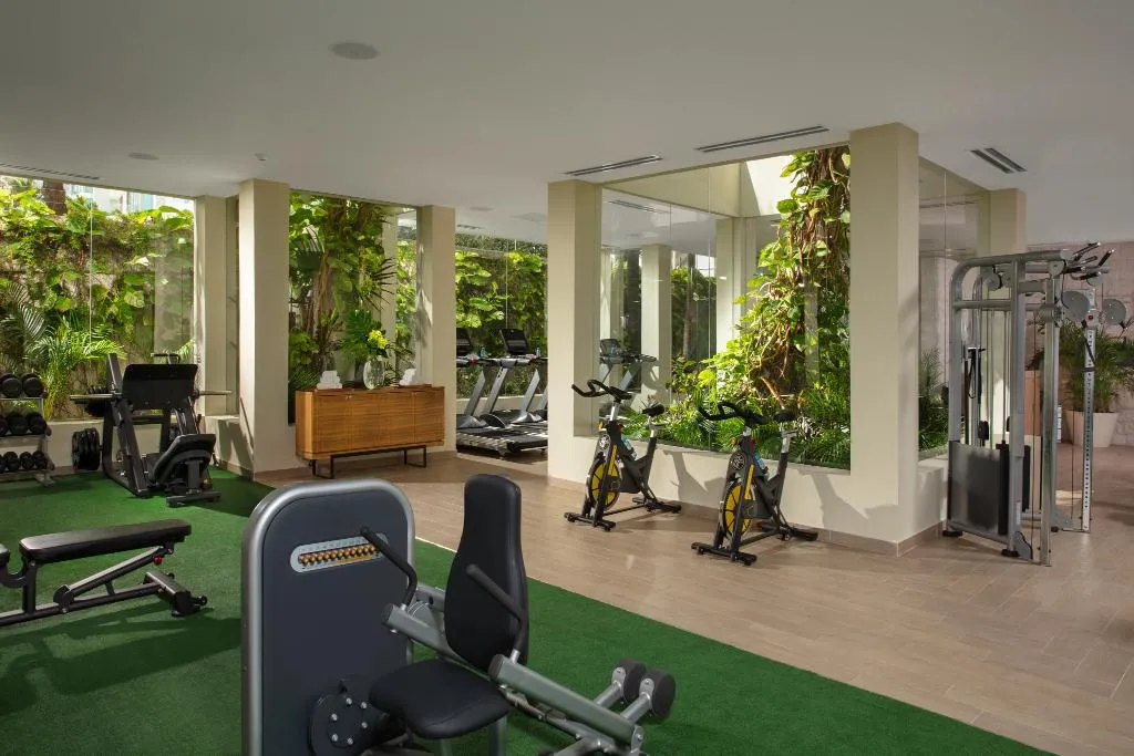 Sports and Entertainment, Dreams Sands Cancun, Cancun Area