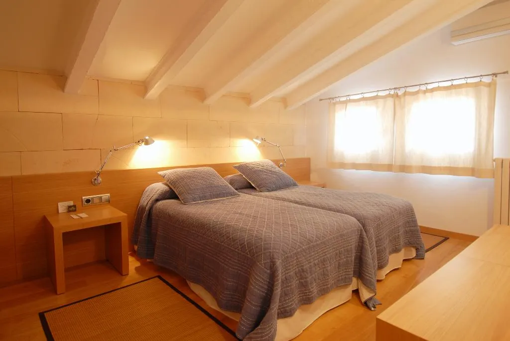 JUNIOR SUITE STANDARD Room, Rural Sant Joan de Binissaida, Menorca