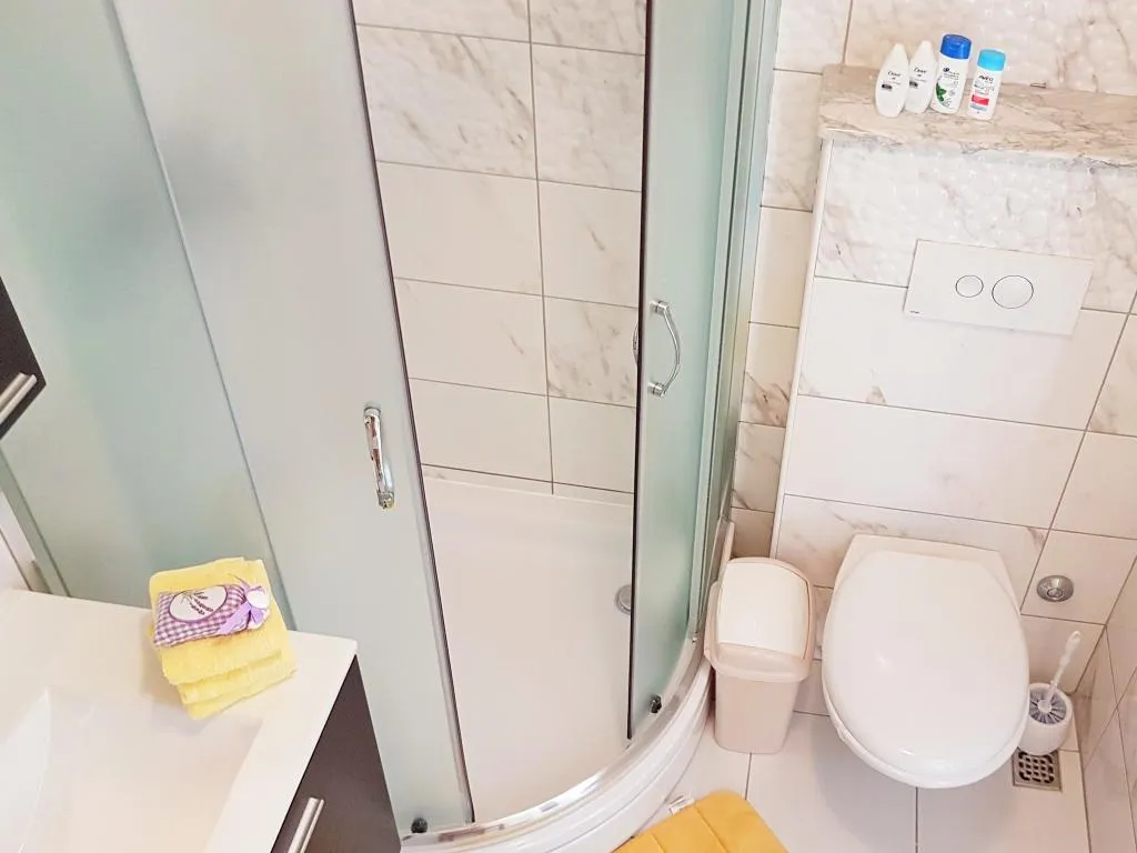 APARTMENT CAPACITY 2 Room, Apartments Bosko, Split