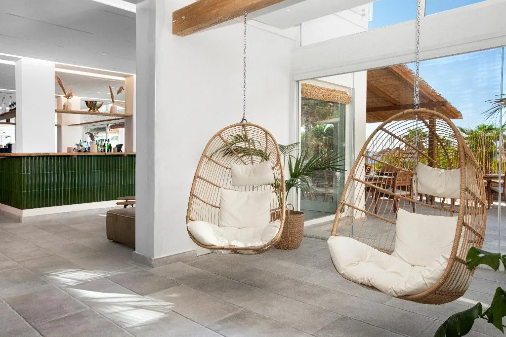 Lobby, Maya Beach Resort, Naples