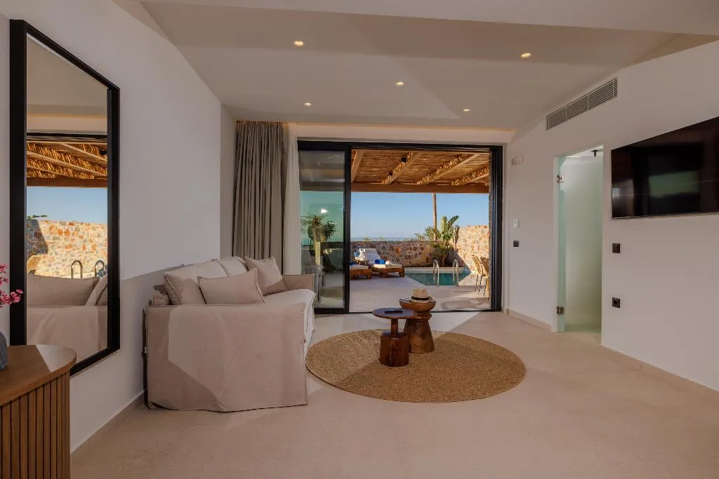 SUITE DELUXE GARDEN VIEW Room, Deos Luxury Suites, Crete