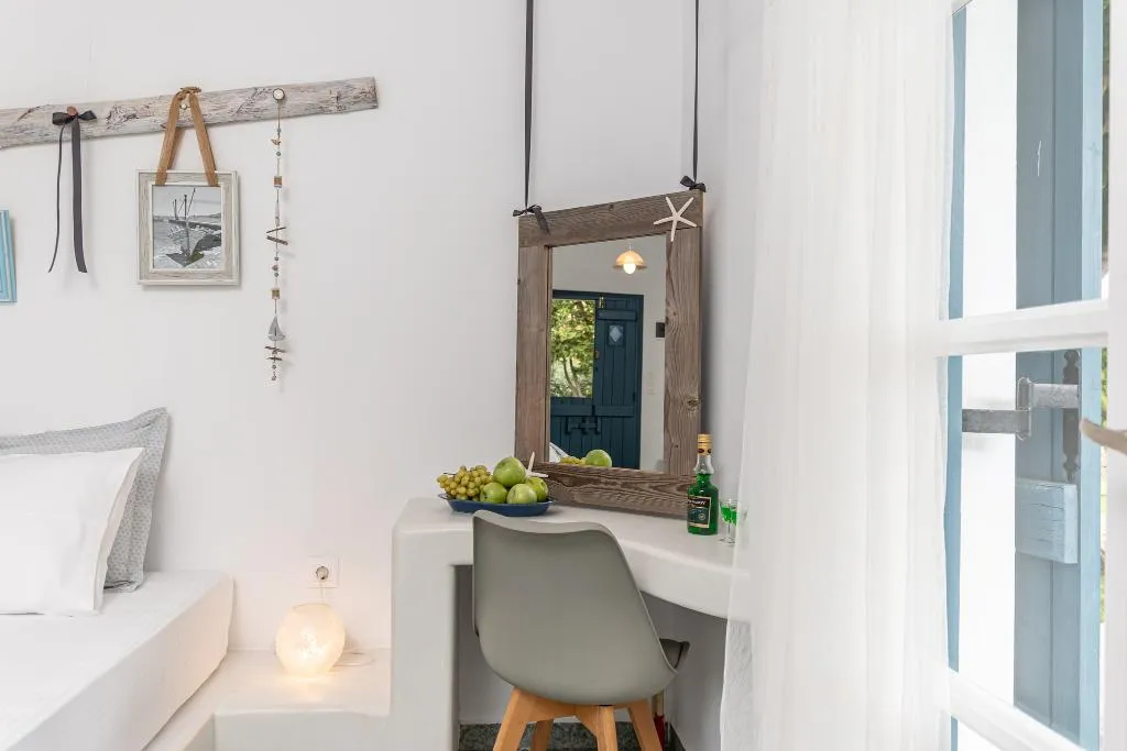 STUDIO SUPERIOR WITH TERRACE Room, Palatiana Agriturismo - Philoxenia Cottages, Crete