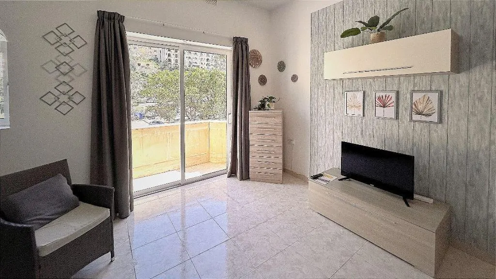 Room, Arzella Apartments, Gozo