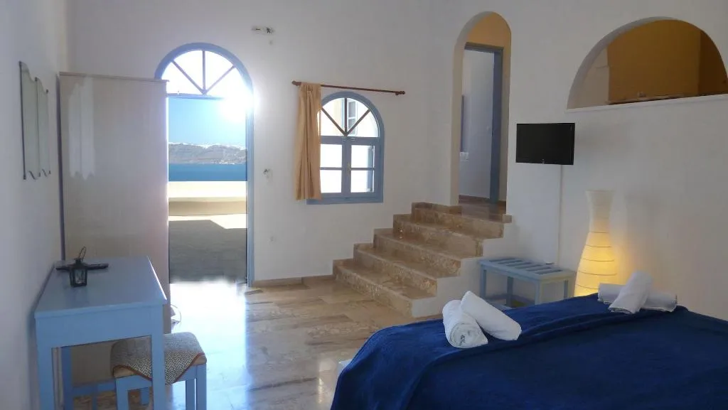 Room, Kokkinos Villas, Santorini