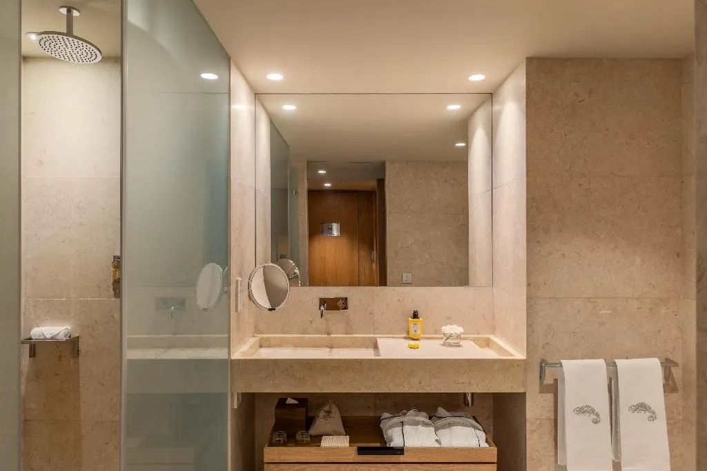 DOUBLE CITY VIEW Room, Memmo Príncipe Real - Design Hotels, Lisbon