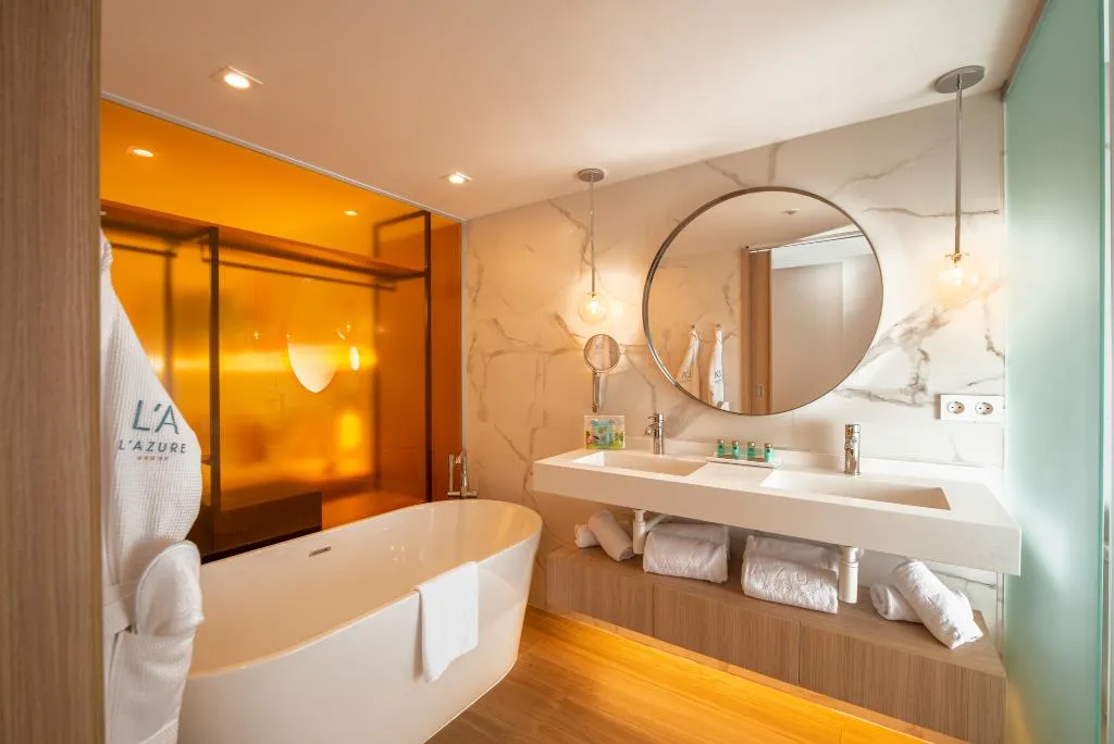 FAMILY ROOM STANDARD Room, L'Azure Hotel, Costa Brava