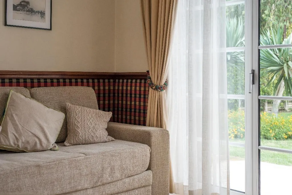 JUNIOR SUITE STANDARD Room, The Charm of Cascais, Lisbon