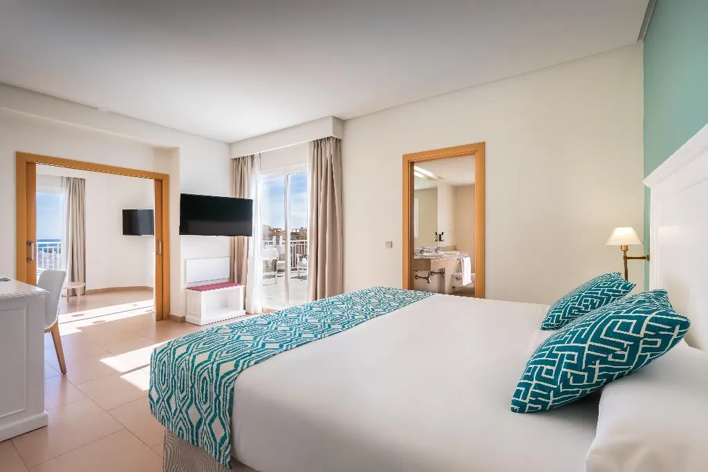 JUNIOR SUITE STANDARD Room, Occidental Torremolinos Playa, Costa Del Sol