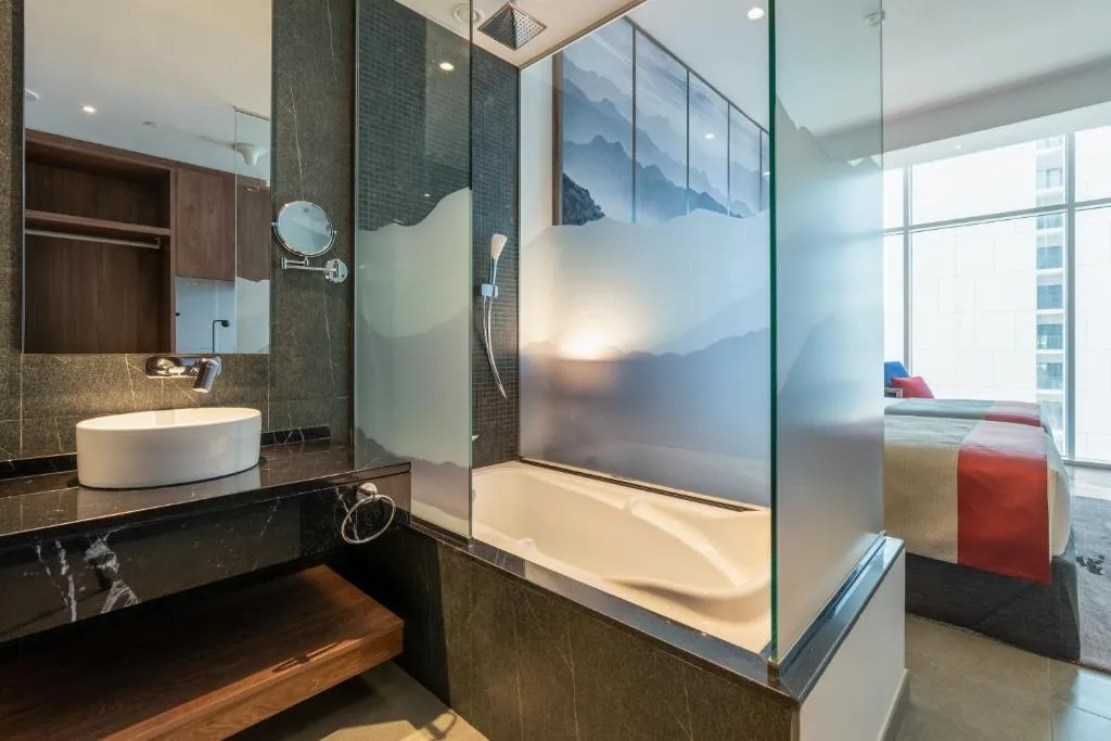Room SUPERIOR Room, Grand Millennium Business Bay, Dubai